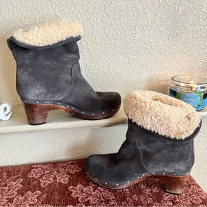 UGG Lynnea Clog Stiefel Wildleder Sherpa Booties Damengröße 7 Y2K Nieten - Bild 1 von 12
