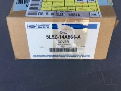 OEM NEW 2005-2006 FORD RANGER HORN COVER AND CONTACT 5L5Z 14A664 A - Image 1 of 3