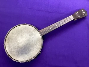 Banjolele Hawthorne vintage da restaurare o esporre molto cool π LπK! - Foto 1 di 18