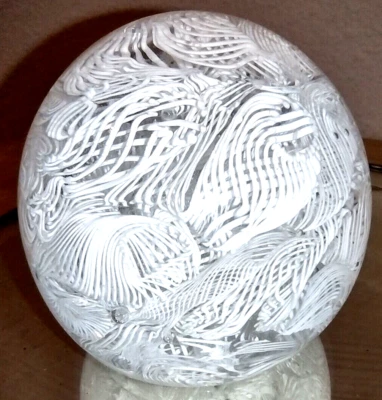 Murano Venetion estilo Alfredo Barbini - blanco revuelto - vintage  Foto 1 de 4