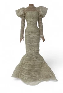 Vestido Tonner Desnudo Una Noche Con Simon Daphne LE500 Solo - Imagen 1 de 2