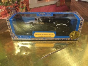 DISNEY PARKS HAUNTED MANSION HEARSE DIECAST MEDAL VEHICLE NEW NIB - Picture 1 of 18