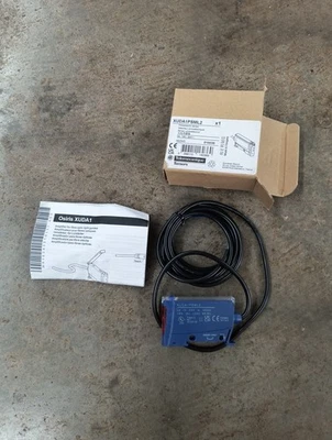 XUDA1PSML2  Telemecanique Sensors Square D Photoeye Sensor - Image 1 of 4