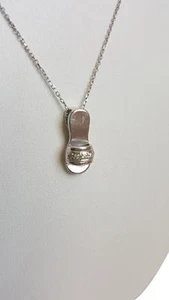 14K White Gold Slipper Necklace - Bild 1 von 5