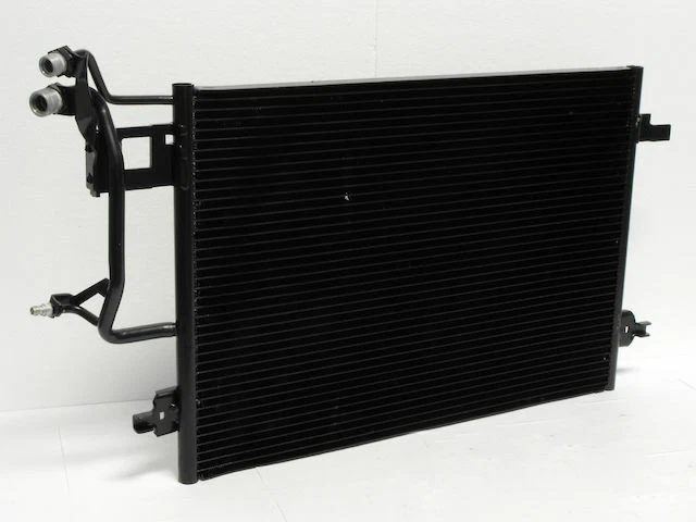 Condensador de aire acondicionado para Audi A6 1998-2004 1999 2000 2001 2002 2003 X877ZM Foto 1 de 1