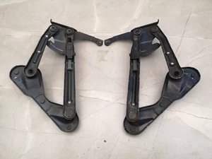 Original Mercedes - Benz W124 C124 S124 Hood hinges 3 - Bild 1 von 8