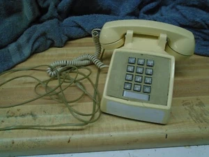 TOUCH TONE PHONE LIGHT BEIGE WITH CORD - Picture 1 of 7