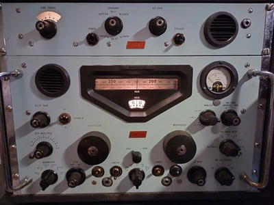 Racal RA-17C12 receiver with RA-63H SSB-adapter. Looks good, works beautifully! - Bild 1 von 4