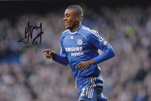 Football - Salomon Kalou - Hand Signed 12x8 Inch Photograph - Chelsea - COA - Picture 1 of 1