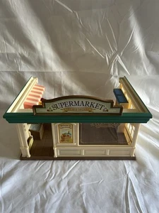 Sylvanian Families Supermarket And Accessories Excellent Condition - Picture 1 of 10
