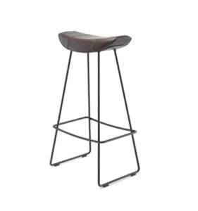 Bar - Hocker Kya von Freyfrau, schwarzes Metallgestell mit schwarzem Ledersitz - Bild 1 von 2