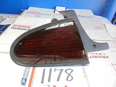 95 96 97 98 99 Oldsmobile Aurora DRIVER luz trasera lateral usada lámpara trasera #1178 Foto 1 de 4