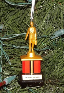 🎅🏽 Sello The Office Dundie Award Dunder Mifflin adorno de árbol de Navidad - Imagen 1 de 2