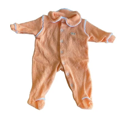 Pijama para dormir Izod Lacoste vintage años 80 a presión una pieza melocotón recién nacido Foto 1 de 4