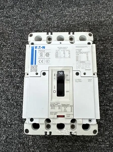 EATON PDG23G0030TFFL 3P 30 AMP 600V INTERRUTTORE NUOVO ECCEDENZA - Foto 1 di 7