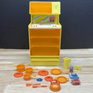 Barbie 1978 Dream House Yellow Stove Oven Microwave Playset 2417 Food Dishes Lot - Picture 1 of 12