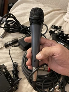 Sennheiser e835 Wired Microphone Dynamic Cardioid w\ XLR 3pin 30ft Neutrik Cable - Picture 1 of 9