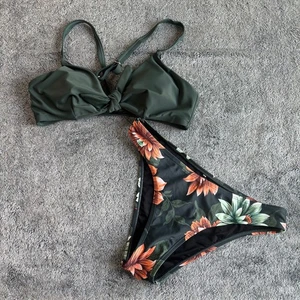 Cupshe Womens Green Bakini Swimsuit Size Small - Picture 1 of 5