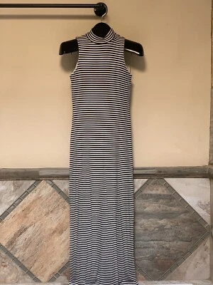 Maxi Vestido Antorcha Terciopelo Negro Blanco Rayas Talla XS Forrado Cuello Simulado Abertura Lateral Foto 1 de 4