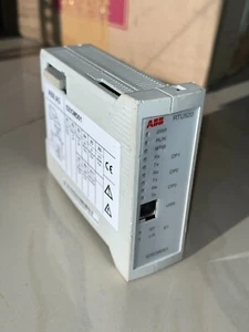 ABB 520CMD01 UNITÀ DI COMUNICAZIONE / ABB RTU520 / ABB RTU 520CMD01 1KGT031900R0002 - Foto 1 di 9