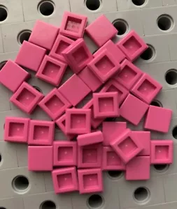 Lego Rosa Oscuro Azulejos Planos 1x1 Cuadrado Acabado Suave Edificios Techo Amigos 25 piezas - Imagen 1 de 2