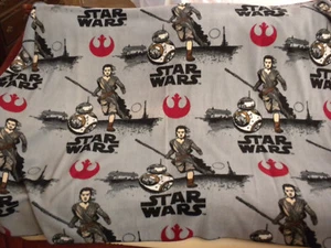 HANDMADE FLEECE THROW BLANKET  GRAY STAR WARS - Picture 1 of 1