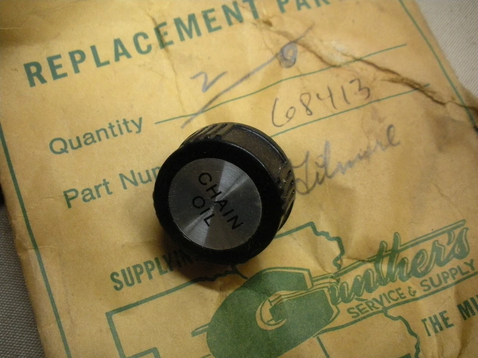 NOS OEM REMINGTON CHAINSAW OIL CAP WITH O RING 68413 R1 - Image 1 of 1