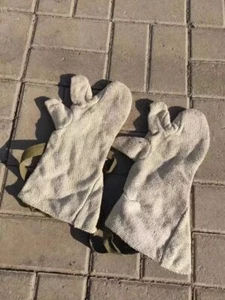 Guanti amianto originali Cina guanti protettivi resistenti al calore eccedenza - Foto 1 di 6