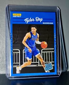 Carta retrò Tyler Bey 2020-2021 Panini NBA Instant #32 Rated Rookie 1/3558 - Foto 1 di 2