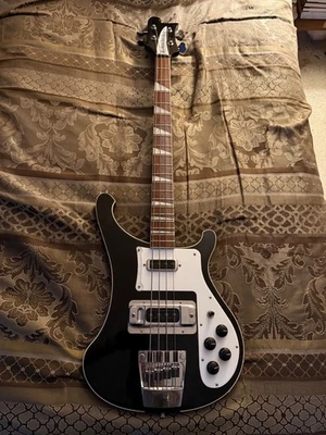 Bajo electrónico de 4 cuerdas Rickenbacker 4003JG Jetglo de arce de cuerpo sólido - negro Foto 1 de 4