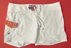 Volcom Board Shorts Womens 34 White Pocket Cinch Fly Swim FREE SHIPPING - Picture 1 of 11