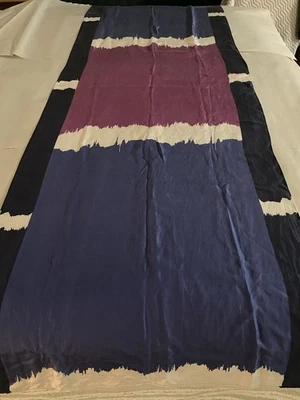 Ann Taylor 100% 真丝围巾 69 X24 长方形蓝色白色梅黑色 — 第 1/4 张图片