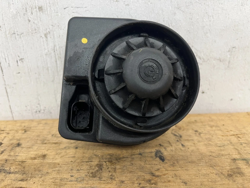 98-03 BMW E39 525i 530i 540i ANTI THEFT ALTERNATIVE POWER ALARM ALERT SIREN HORN - Image 1 of 4