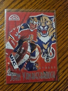 John Vanbiesbrouck - 1996-97 Leaf Sweaters Away #/5000 No.4 - Florida Panthers