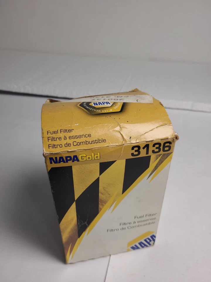 NOS NAPA OEM Gold Fuel Filter 87-91 GMC V1500 3136 - Image 1 of 3