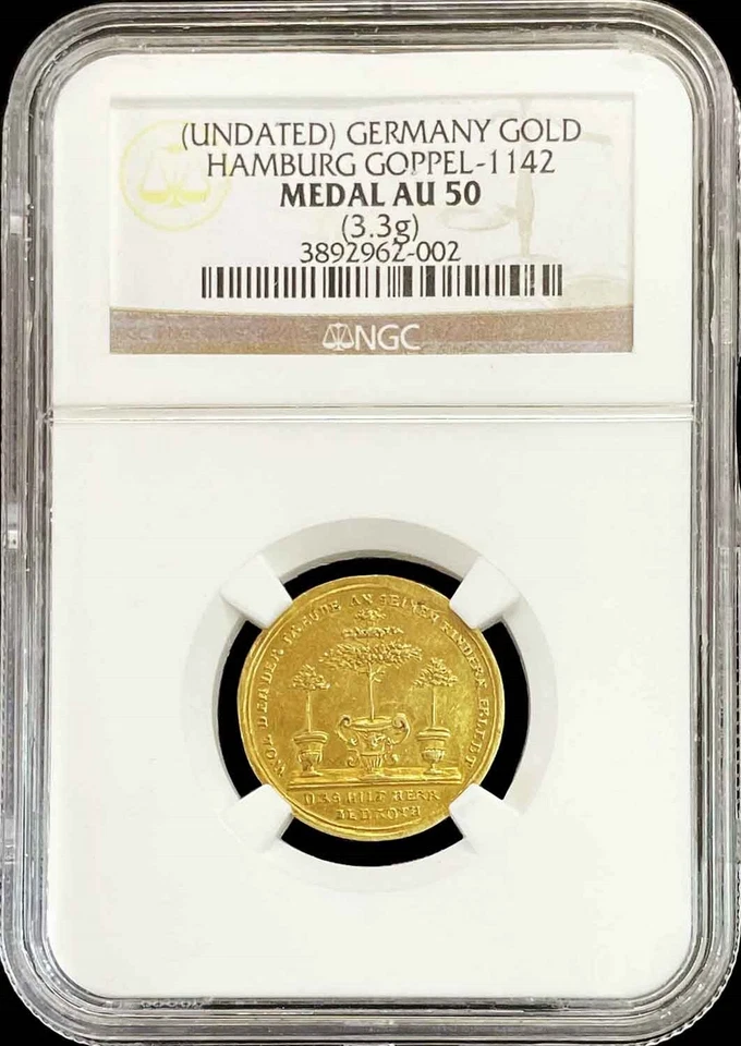 c. 1700's GOLD GERMAN STATE HAMBURG TABLET 4TH COMMANDMENTS DUCAT NGC AU 50 - Image 1 of 2
