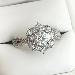 Anillo de compromiso de moissanita vintage de corte redondo Halo de 2 quilates oro blanco liso 14 K - Imagen 1 de 7