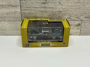 M2 Machines Auto Trucks Gray ‘1957 Chrysler 300C • Die Cast Metal • Made in Chin - Picture 1 of 9