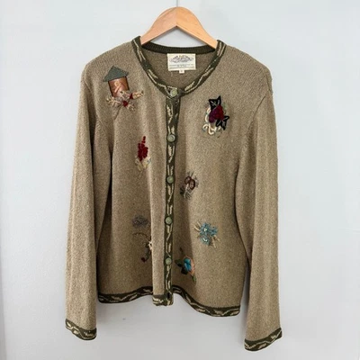 Suéter Cárdigan Floral Casa Pájaro Bordado a Mano Verde De Colección Susan Bristol Foto 1 de 4
