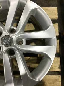 Rayes d'occasion : 2013 Nissan Juke 17x7 alliage 5 rayons double rayon catégorie A - Photo 1 sur 24