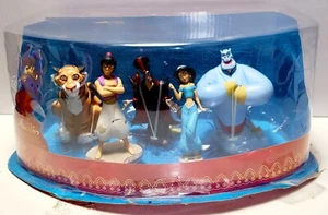 Disney Aladdin Deluxe Set di 5 figurine alte circa 4" nuovo in scatola Abu Genie - Foto 1 di 4