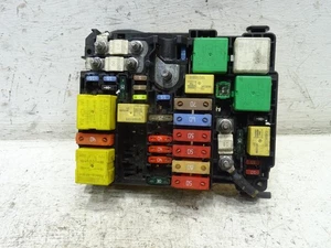 2015 PEUGEOT 308 1.6 Blue HDi Active MK2 BHZ FUSEBOX 9804848580 - Picture 1 of 7