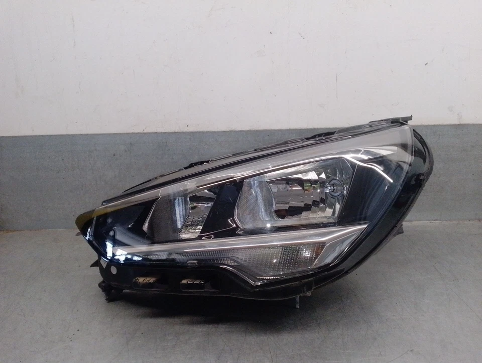 9829465580 LINKER SCHEINWERFER / 5538880 FÜR OPEL CORSA F P2JO 1.2 68 - Bild 1 von 4