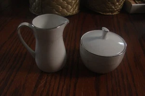 NORITAKE WHITEBROOK Creamer And Covered Sugar In Excellent Condition - Picture 1 of 6