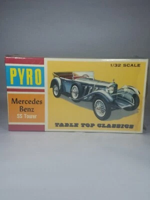 Sealed 1966 Vintage PYRO Mercedes-Benz SS Tourer 1:32 Plastic Model Kit - Image 1 of 4