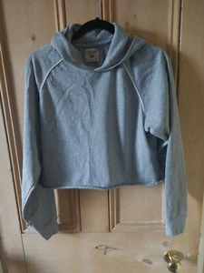 Pull & Bear Cropped Grey Ladies Hoodie UK S - Picture 1 of 5