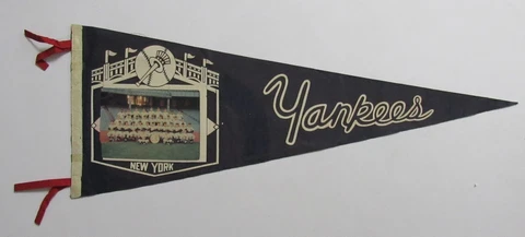 Vintage 1964 New York Yankees 30x12 Felt Pennant with Team Photo Cover