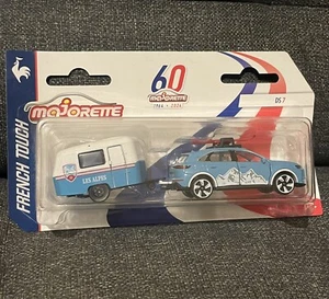 Miniatura Majorette DS7 Crossback DS 7 Les Alpes French Touch Remolque 2024 1/59 - Imagen 1 de 2