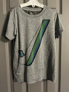 Boys Nike Dri Fit Size 7 Shorts Set - Picture 1 of 6