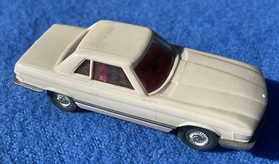 Early WIKING Germany , Mercedes 350 SL.  1:87 HO scale Plastic model - image 1 of 3